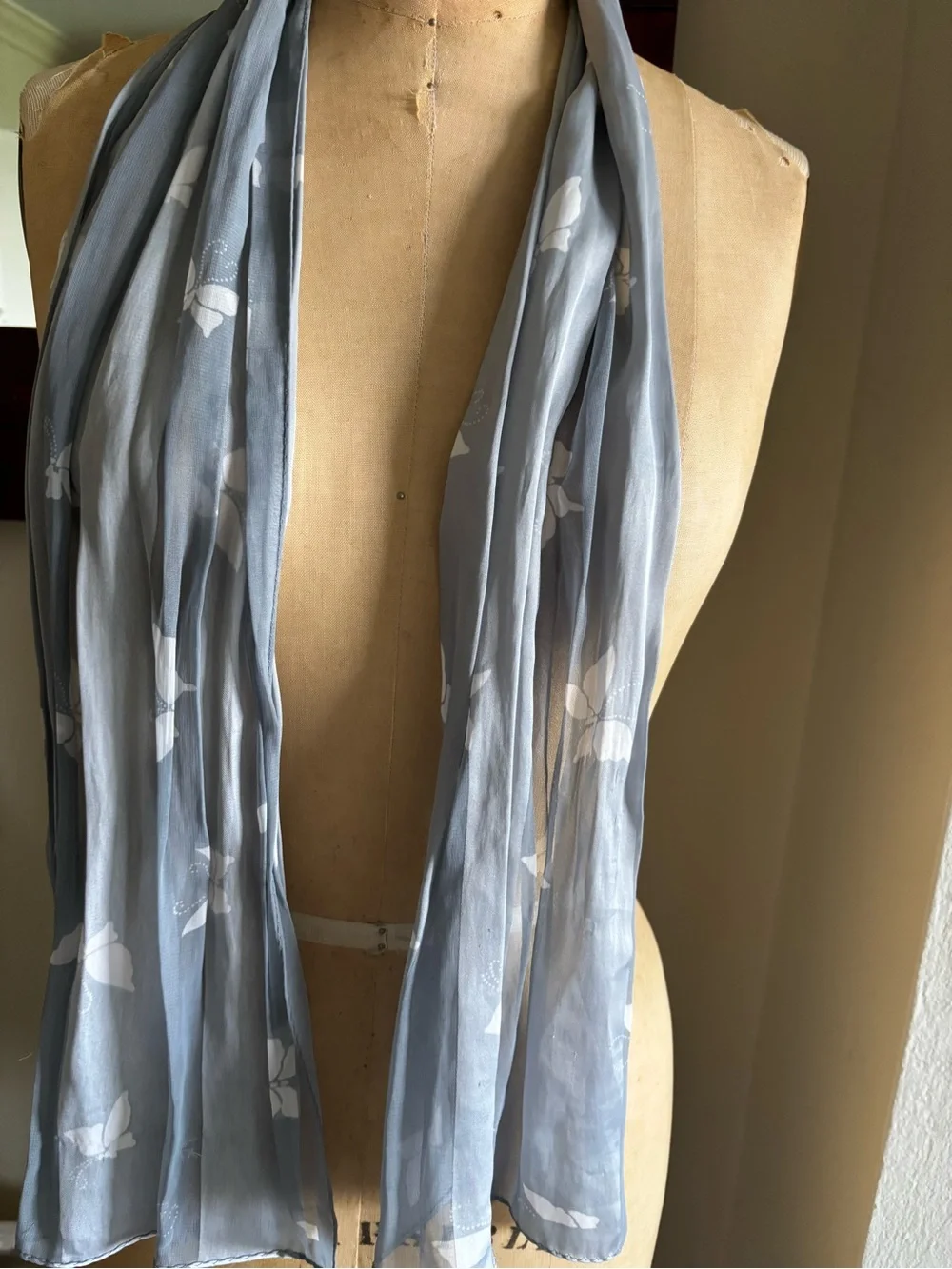 Vintage Butterfly Scarf 11”x52” Lavender White Satin Stripes